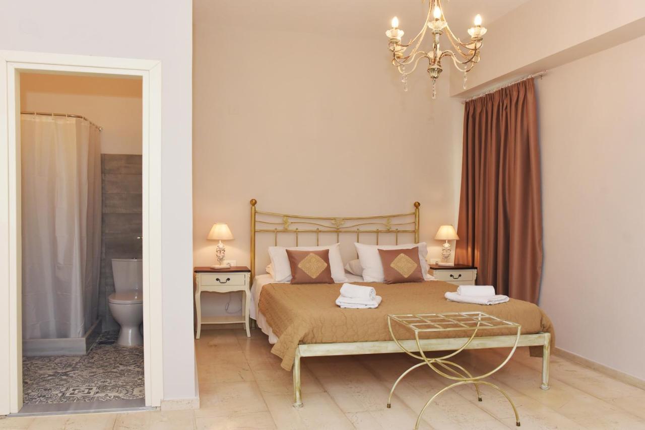Oisyra Hotel Ermoupoli Esterno foto